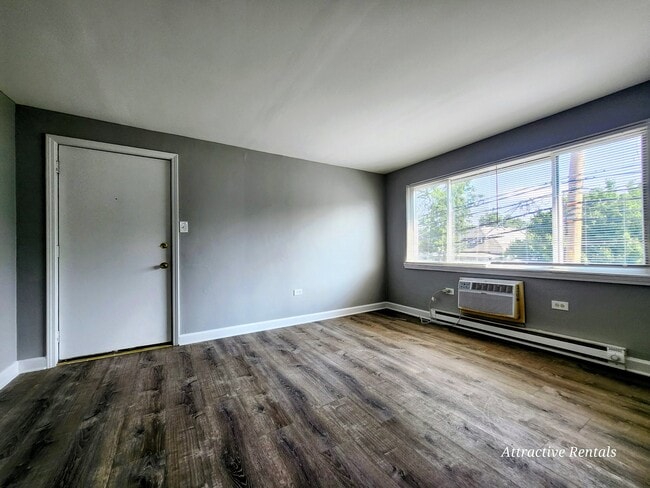 Photo - 2123 W 119th St Unidad 12
