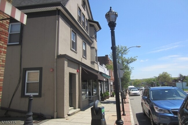 Photo - 638 Bloomfield Ave Apartment Unit 2