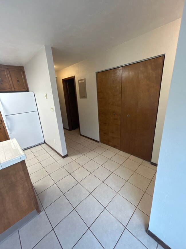 Photo - Start the New Year Early! Move in with December's Rent FREE! Deposit Only! Unit chic349- OR