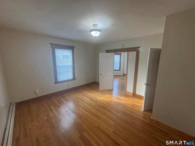 Photo - 110 Adelaide St