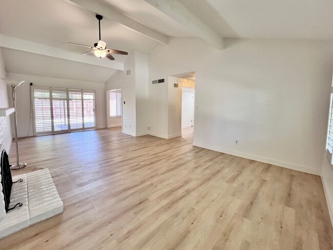 Photo - $2,150 Shaw & Van Ness, 3 Bedroom Condo - ...