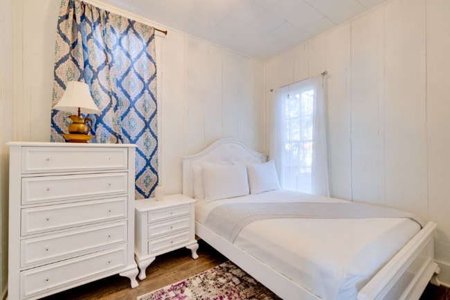 Photo - 414 S Holladay Dr