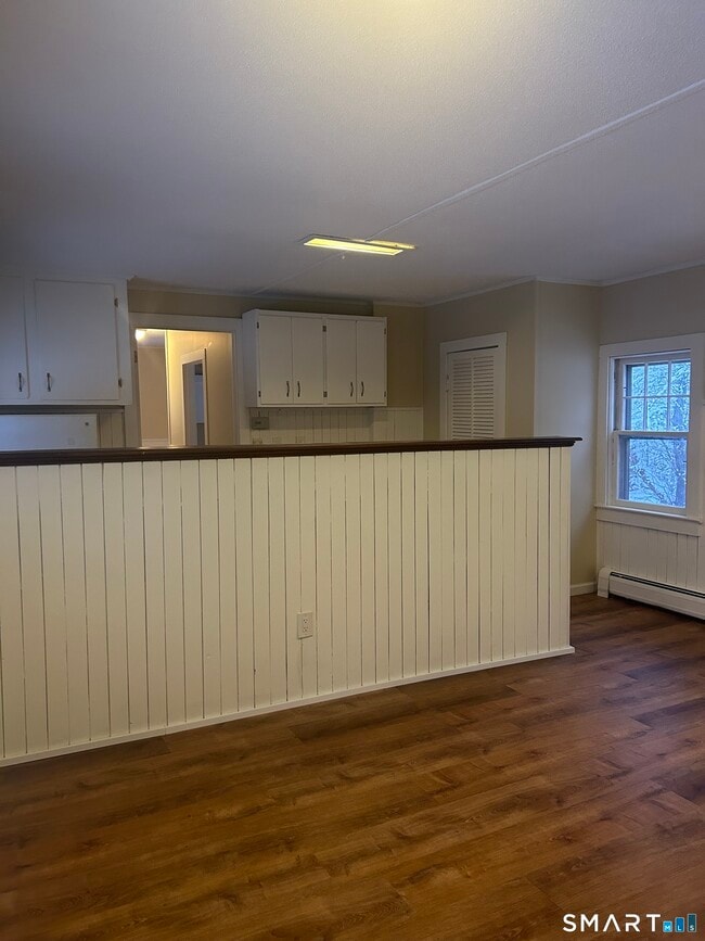 Photo - 673 Lovely St