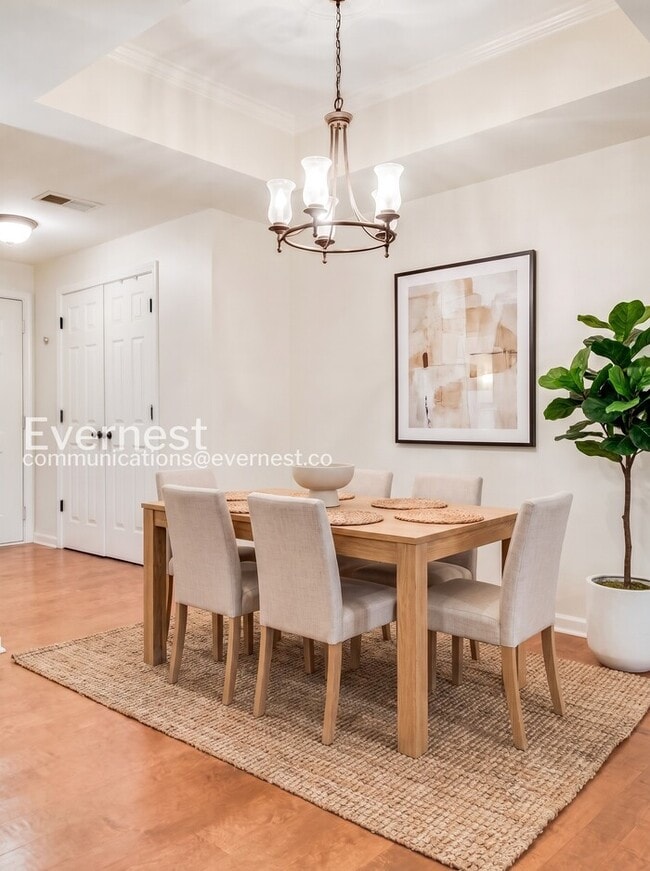 2025 Woodmont Blvd Unit 212