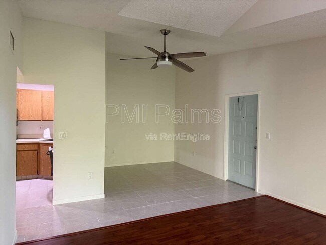 Photo - 1236 Pine Ridge Cir W Unidad Apartment G3
