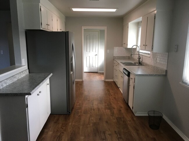 Photo - South Redding 2-Story Home, located in cul-de-sac