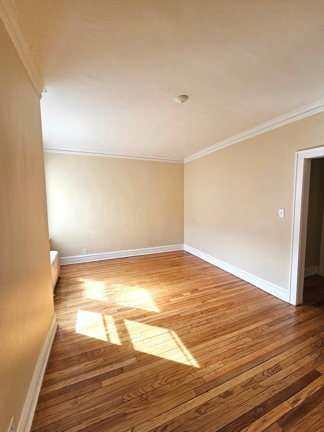 Photo - 4821 N Springfield Ave Unit 3E