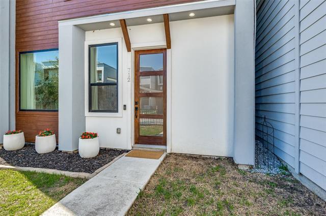 Photo - 712 Rainwater Rd