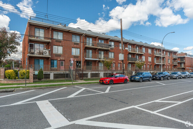 10801 Seaview Ave - Seaview Estates Apartments