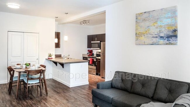 Photo - 37 Pheasant Run