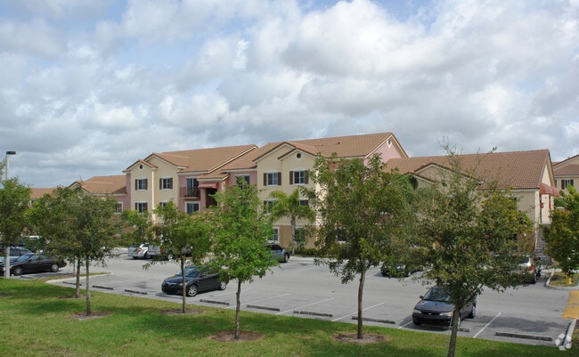 Sanctuary Cove Apartments