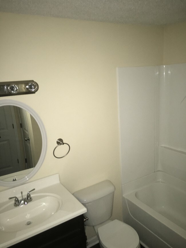 Photo - Treetop Apartments