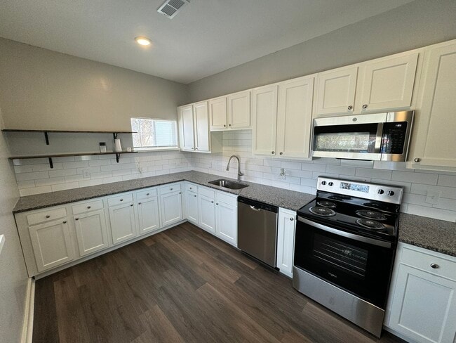 Photo - 1956 S 8th St