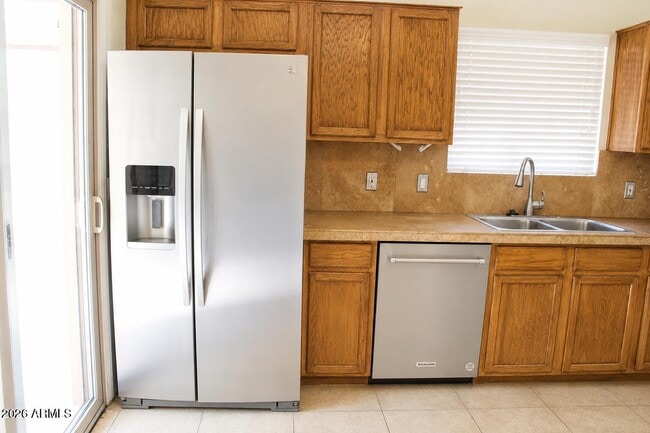 Photo - 603 W McRae Dr