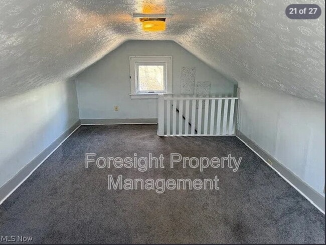 Photo - 692 W Thornton St