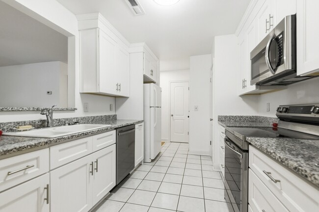 Building Photo - 1174 Village Creek Ln Unit Apt. 2