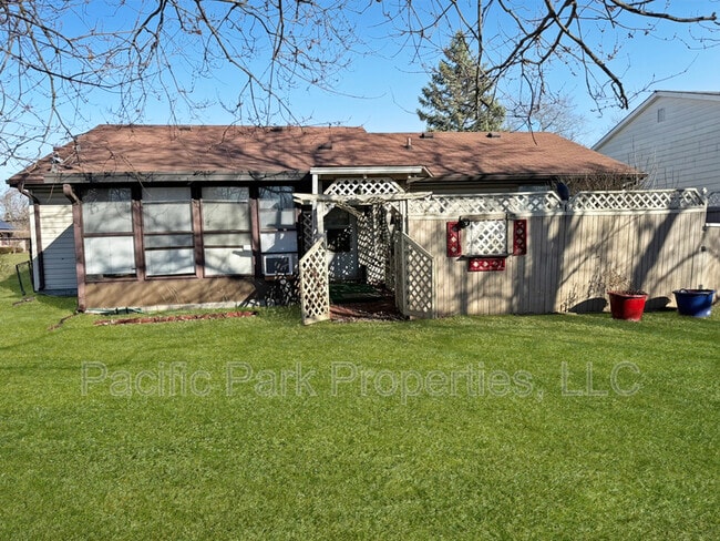 Photo - 3232 Milford Rd