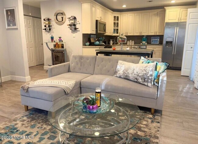 Photo - 31 Kingsley Way