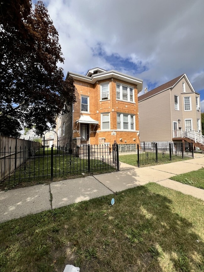 Photo - 5044 W 30th St