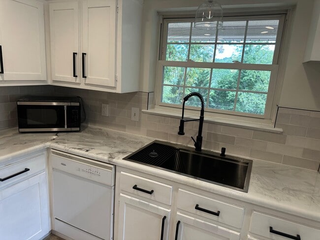 Photo - 2765 Tanglewood Dr Unidad B