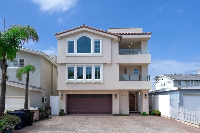 Building Photo - 2129 Piru- MFR Unit 1
