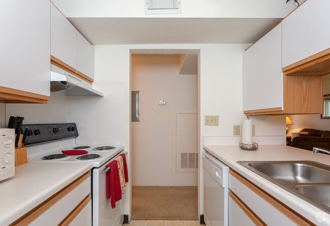 2HAB, 1BA - 960 ft²