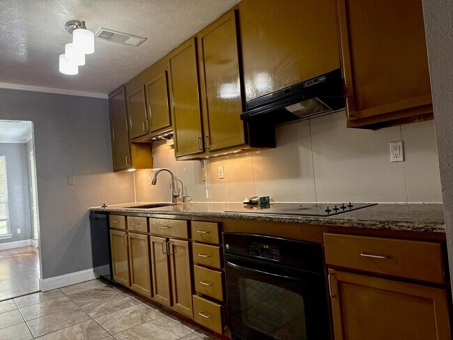 Photo - 22726 Melham Ln