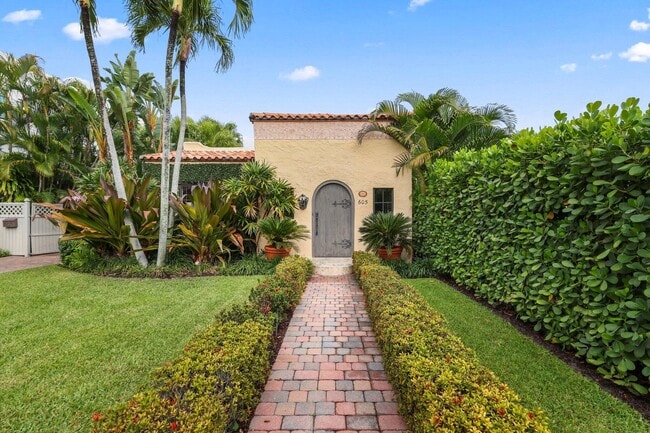 Photo - 605 Sunset Rd