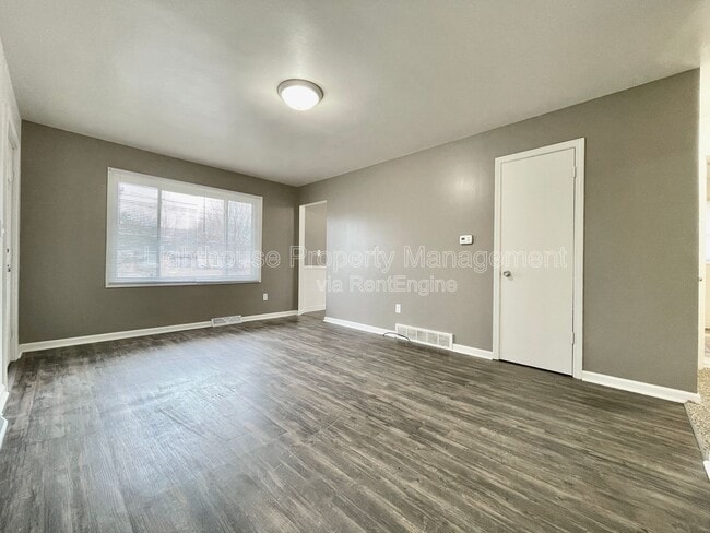 Photo - 4313 Dawes Ct SE