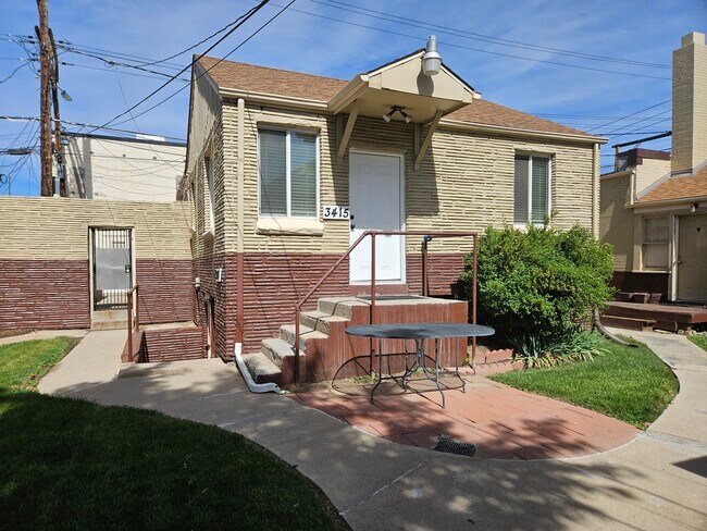 3415 Lincoln Terrace