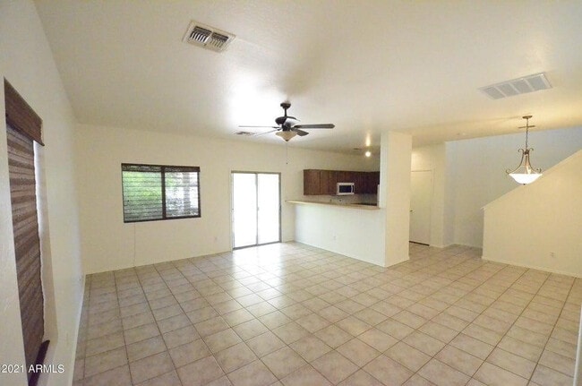 Photo - 7022 Cesar St