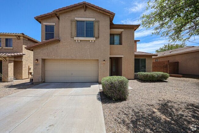 Building Photo - Welcome to this spacious 4 bedroom, 2.5 ba... Rental