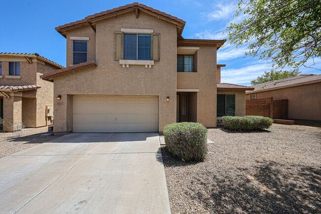 Welcome to this spacious 4 bedroom, 2.5 ba... - Welcome to this spacious 4 bedroom, 2.5 ba... Casa