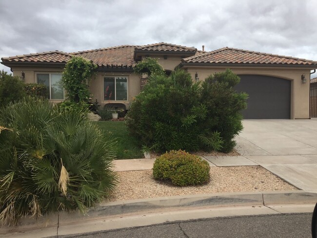 Beautiful Single Level Property with a Big... - Beautiful Single Level Property with a Big... House