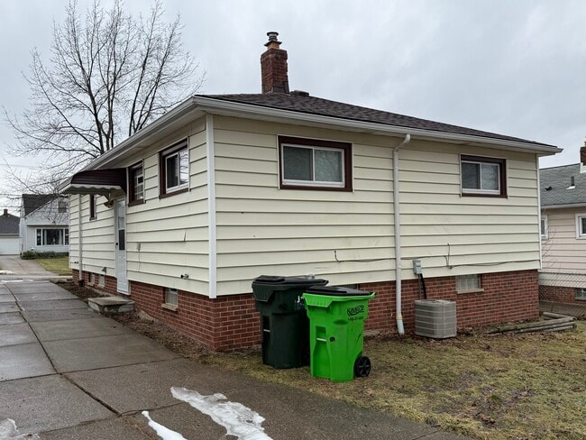 Photo - 5409 E 131st St