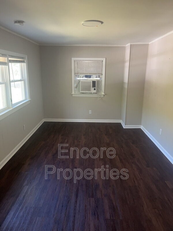 Photo - 535 Harper Rd