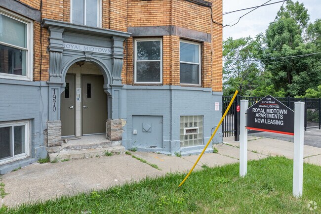 Entrada - Royal Midtown