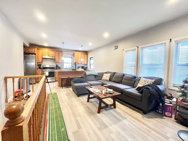 Photo - 117 Glenville Ave Unit 2