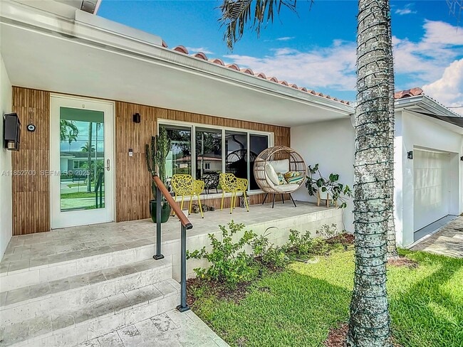 Photo - 10825 Peachtree Dr