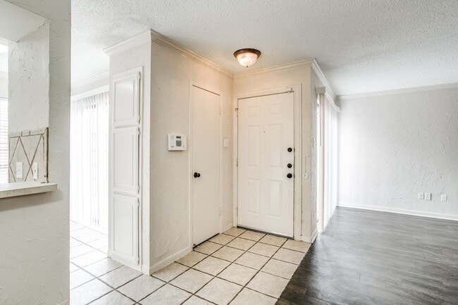 Photo - 2621 Piedras Dr Unit 1
