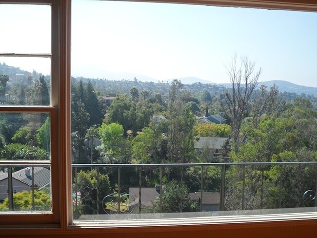 Photo - Mt Helix - Beautiful 3 bedroom 1.5 bathroom