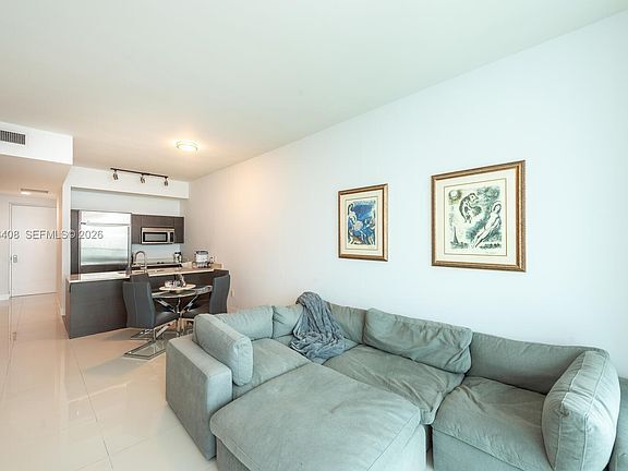 Photo - 55 SE 6th St Unit 106