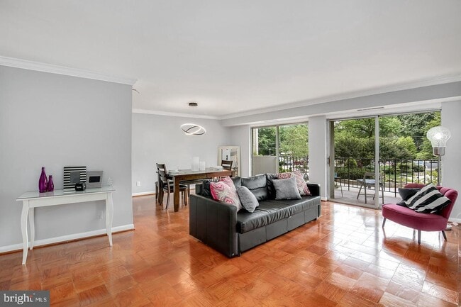 Photo - 9039 Sligo Creek Pkwy Unidad 205