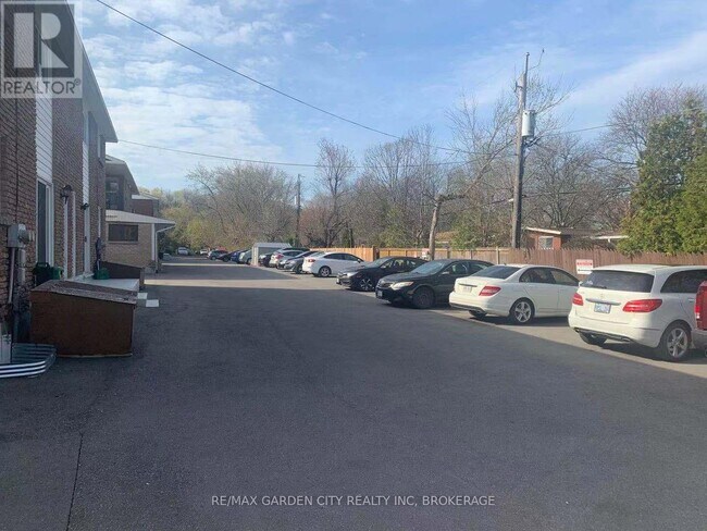 Photo - 358 Glenridge Ave Unit 3