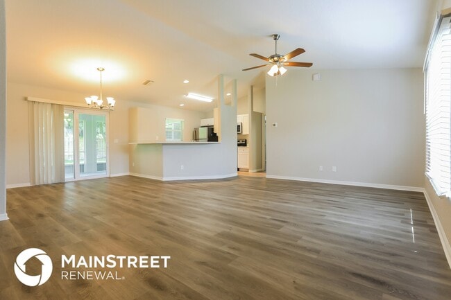 Photo - 2702 Nellie Ln