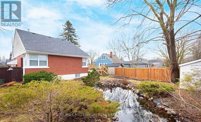 Photo - 147 Burkholder St