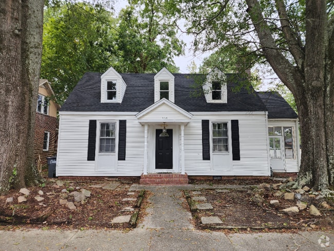 Building Photo - 558 Avent St Rental