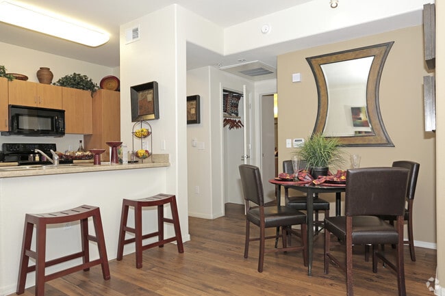 Photo - West Town Court