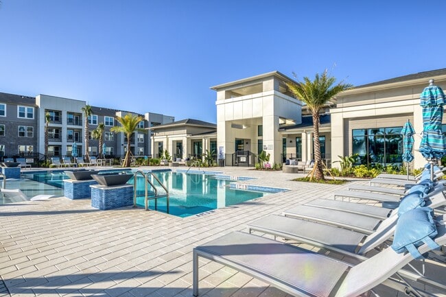The Pointe at Davis Creek