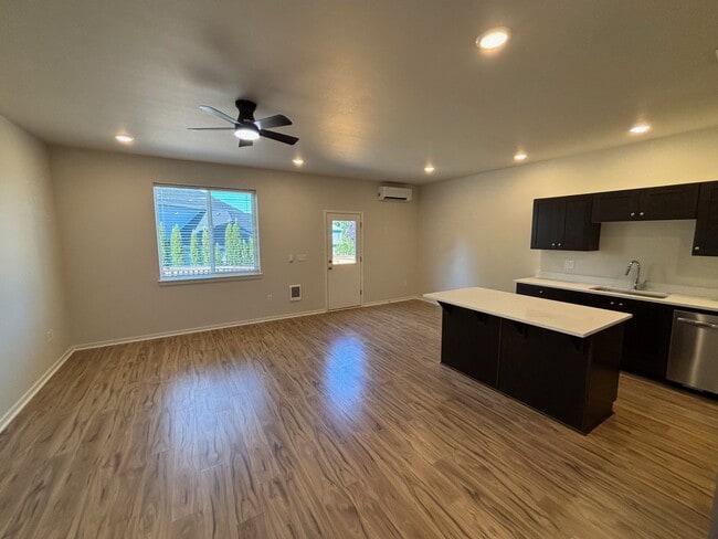 2705 NW 12th Ave